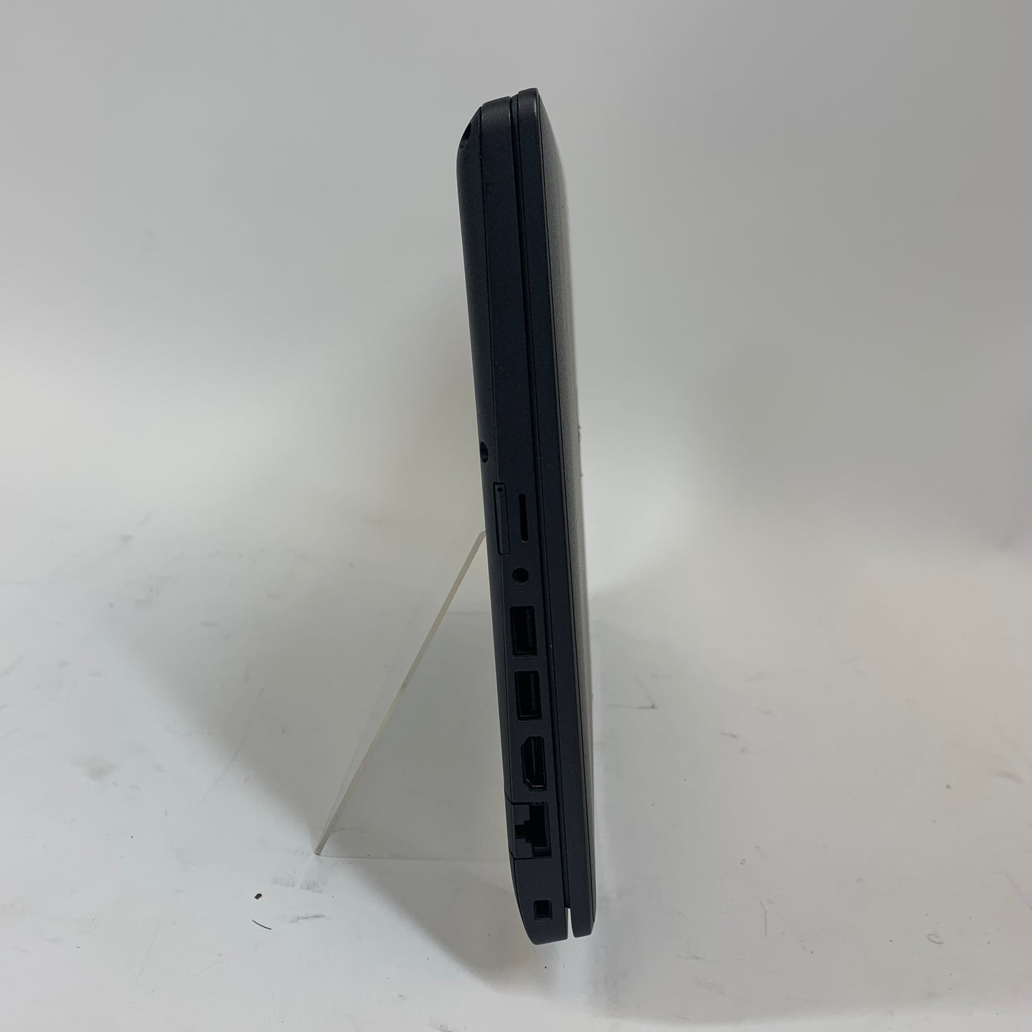 Dell P98G P98G001 14" i5-8365U 1.9GHz 8GB RAM 256GB SSD