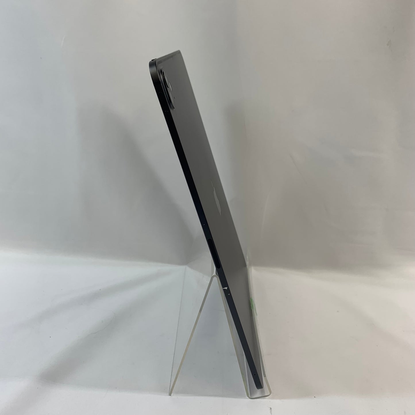 WiFi Only Apple iPad Pro 13" M4 512GB 18.5 Space Gray NVX43LL/A W/Apple pencil Pro