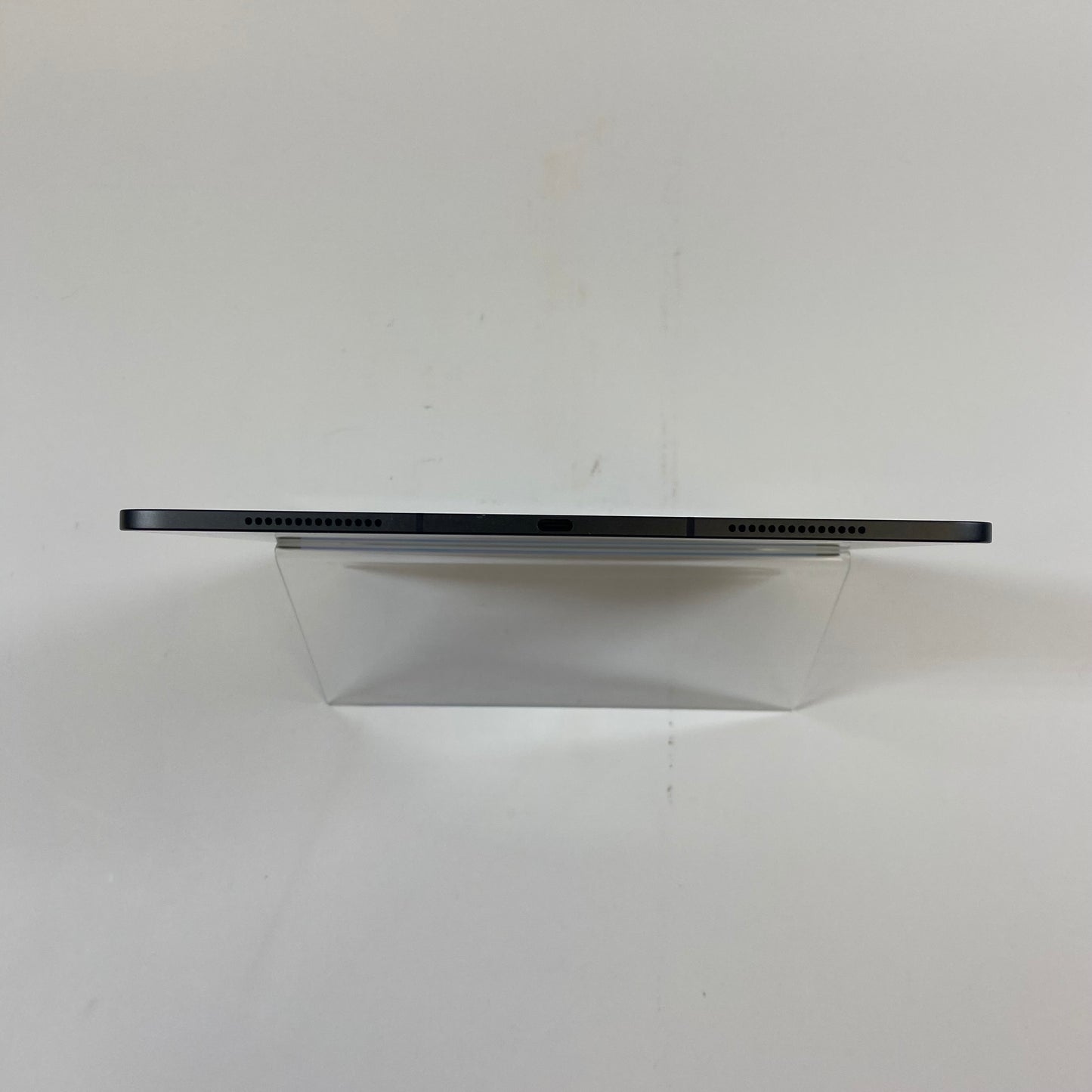 WiFi Only Apple iPad Pro 13" M5 256GB Space Black ME7W4LL/A