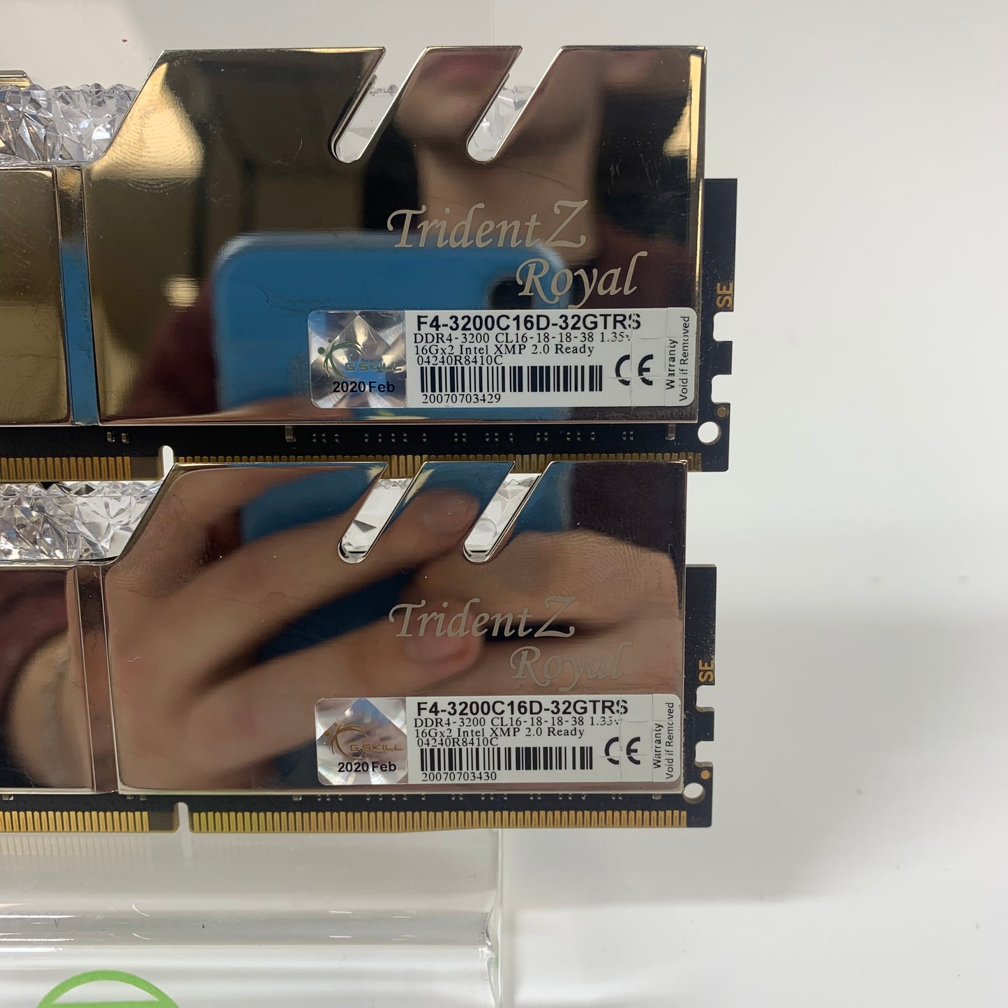 G.Skill Trident Z Royal Series 32GB (2x16GB) RAM DDR4 3200MHz F4-3200C16D-32GTRS