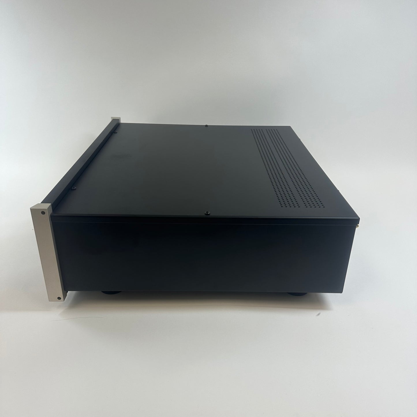 New Open Box Mcintosh DS200 Streaming Dac