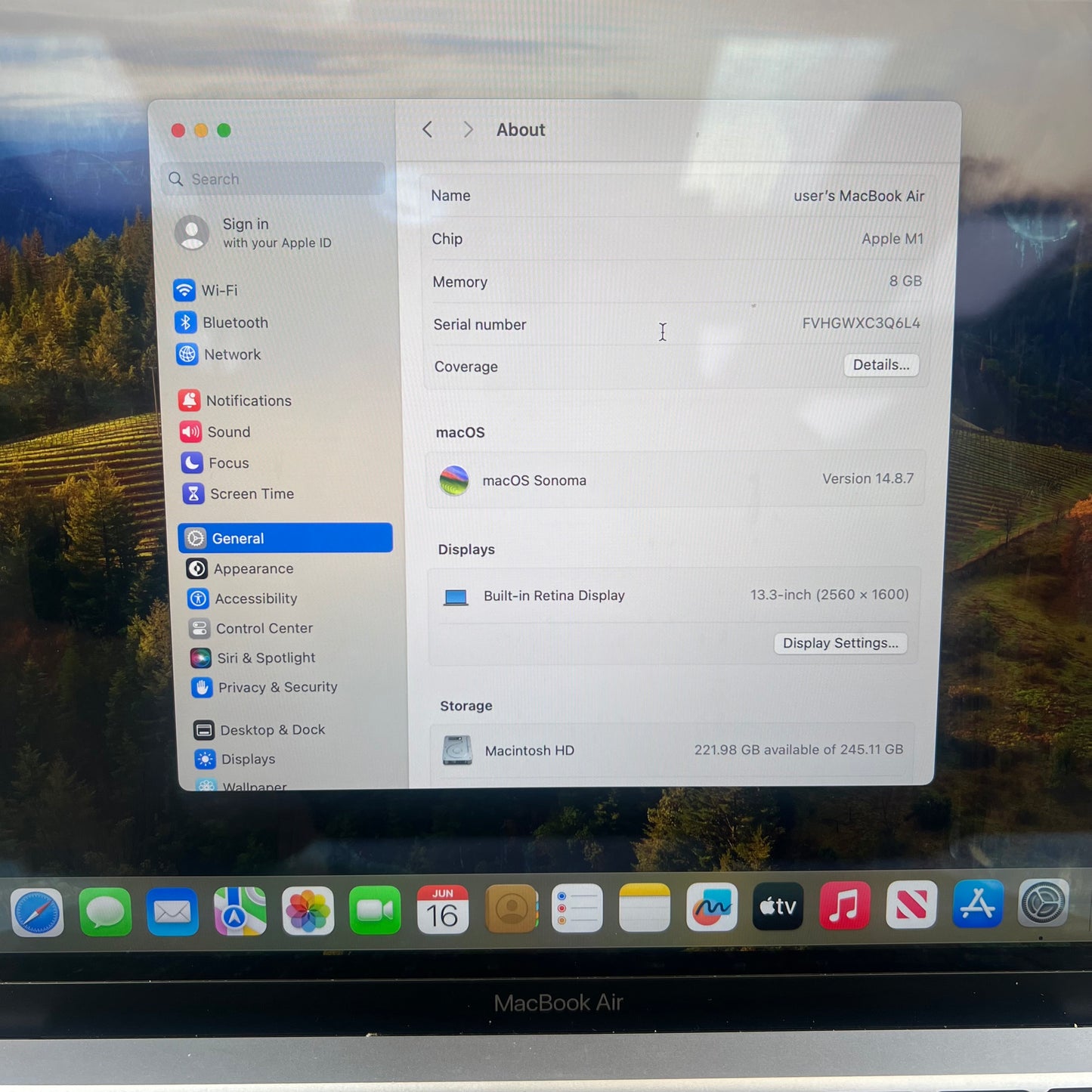 2020 Apple MacBook Air 13.3" M1 7C GPU 3.2GHz 8GB RAM 256GB SSD A2337