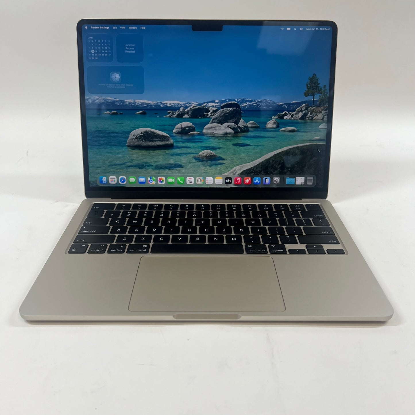 2022 Apple MacBook Air 13.6" M2 8C GPU 3.5GHz 8GB RAM 256GB SSD A2681