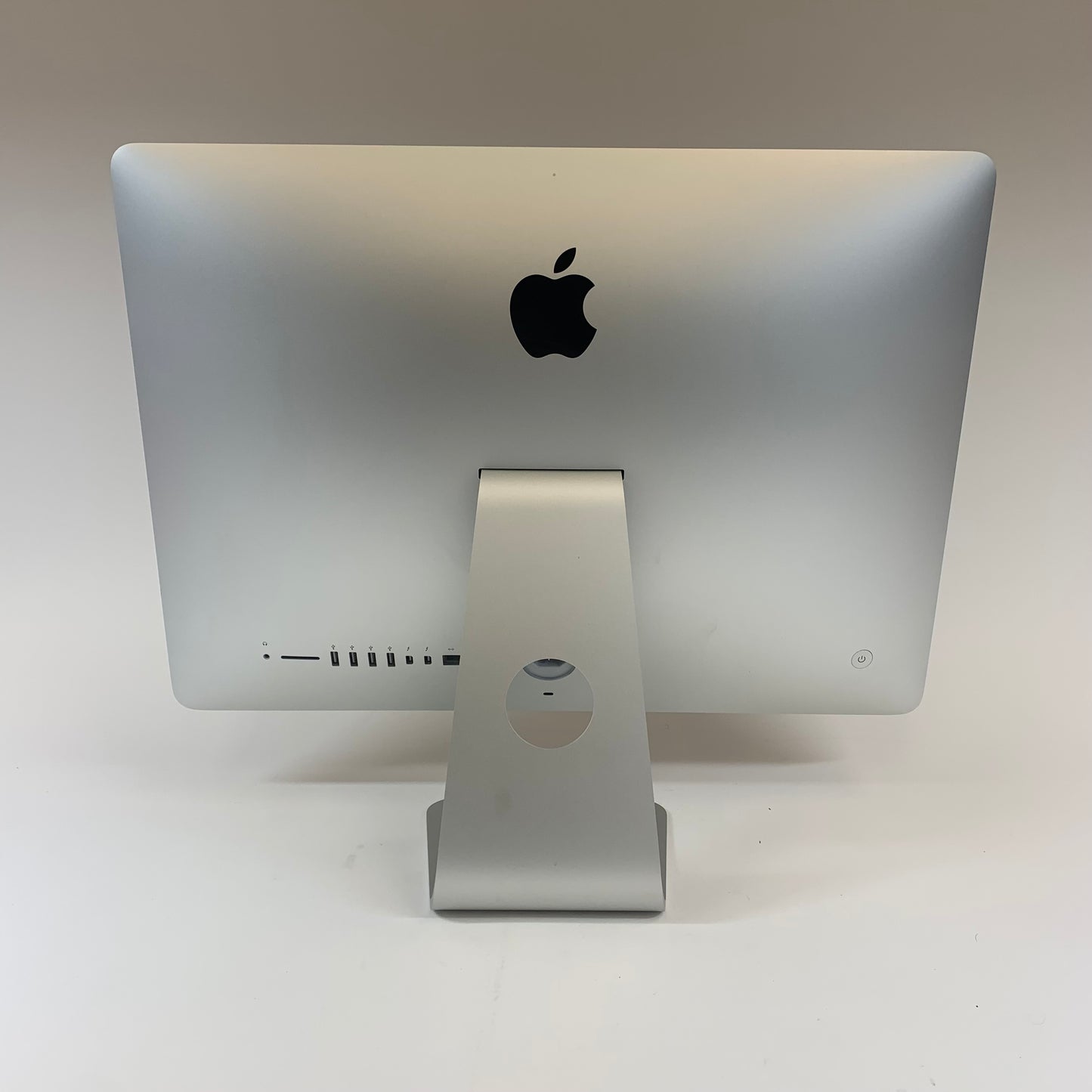 2015 Apple iMac 21.5" i7 3.3GHz 16GB RAM 1TB HDD Silver A1418