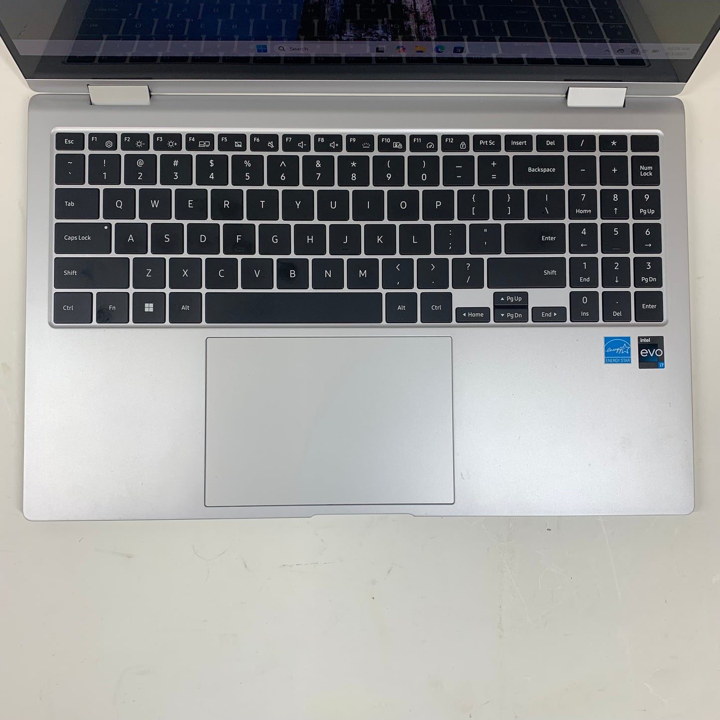 SAMSUNG GALAXY 5 PRO NP950QED 15.6" i7-1260P 2.1GHz 16GB RAM 1TB SSD