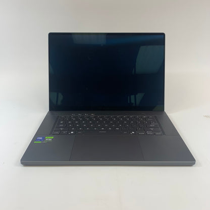 Asus ROG Zephyrus G16 GU605 16" Core Ultra 9 285H 16GB RAM 1TB SSD  RTX 5070