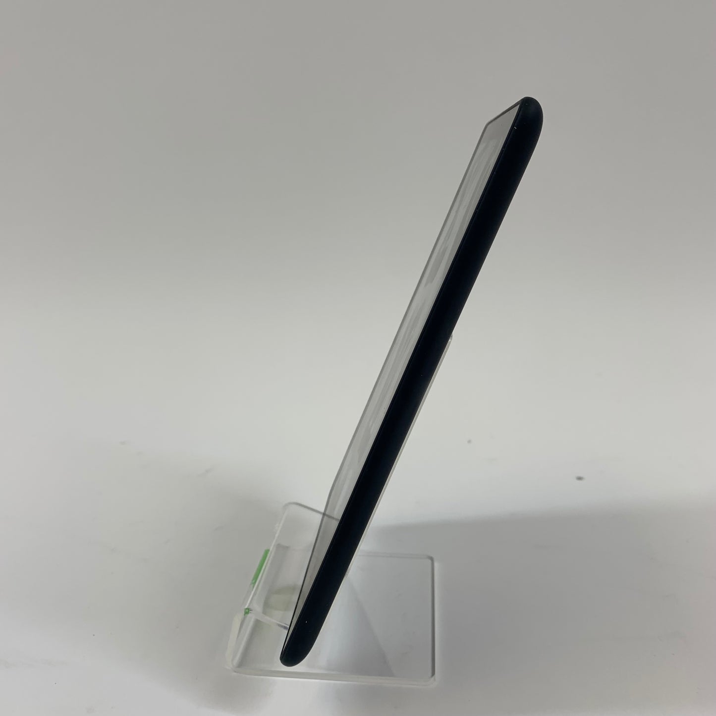 Amazon Kindle Paperwhite 11th Gen e-reader M2L3EK