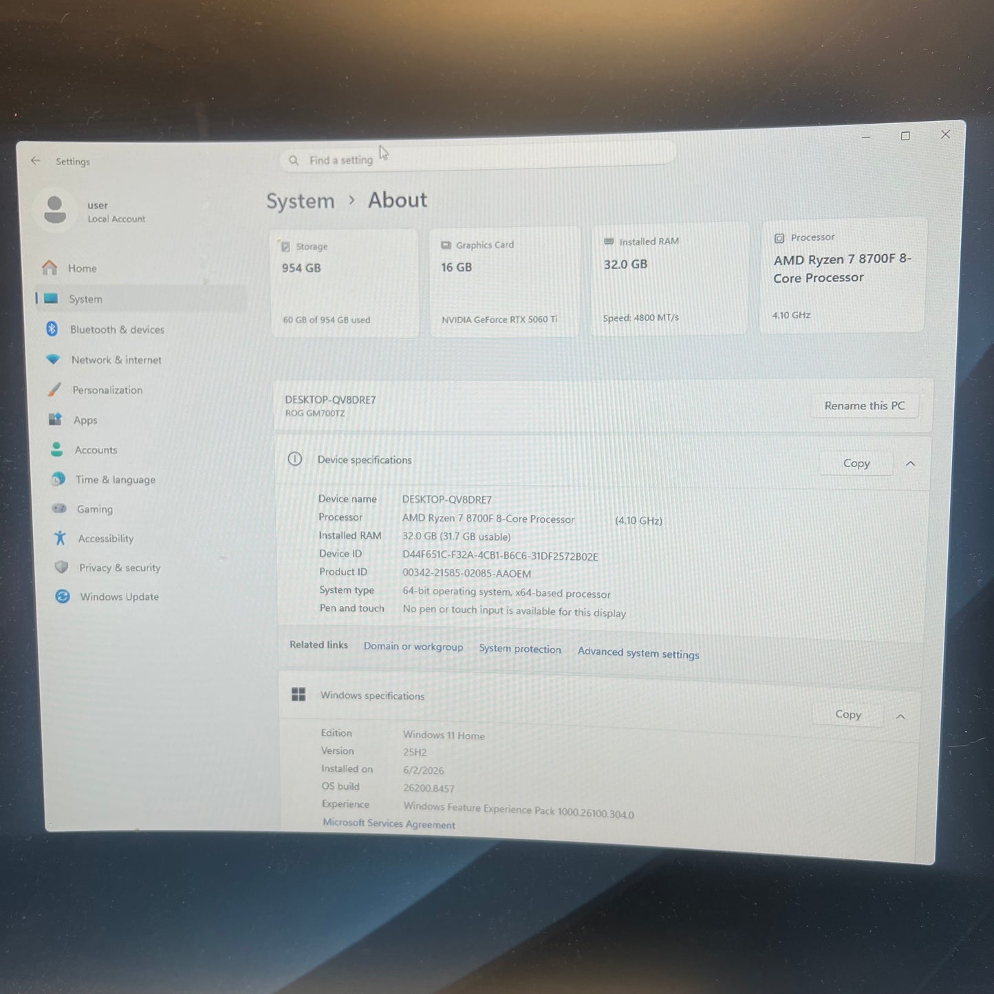 ROG Custom PC Ryzen 7 8700F 4.10GHz 32GB RAM 1TB SSD Nvidia GeForce RTX 5060 Ti