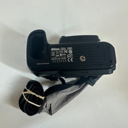 Nikon D80 10.2MP DSLR Camera