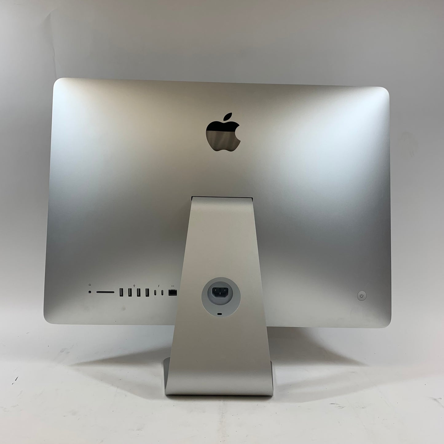 2017 Apple iMac 21.5" i5 2.3GHz 8GB RAM 1TB Silver A1418