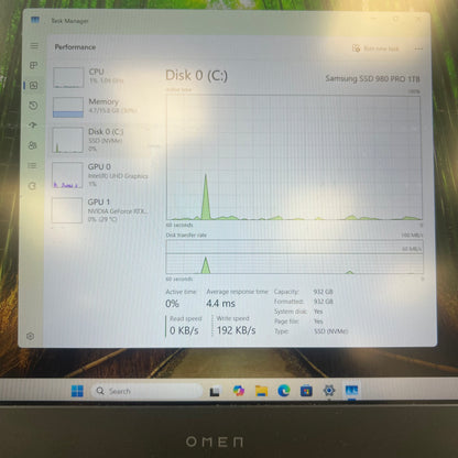 HP Omen 15-EK0013DX 15.6" i7-10750H 2.6GHz 16GB RAM 1TB SSD GeForce RTX 2060