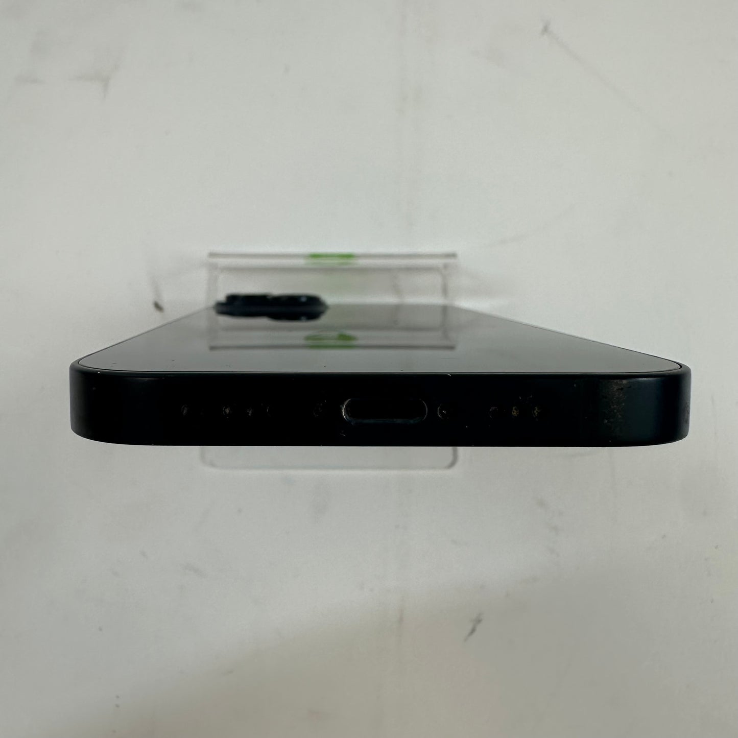 Unlocked Apple iPhone 14 128GB 18.5 MPUA3LL/A Cracked Camera