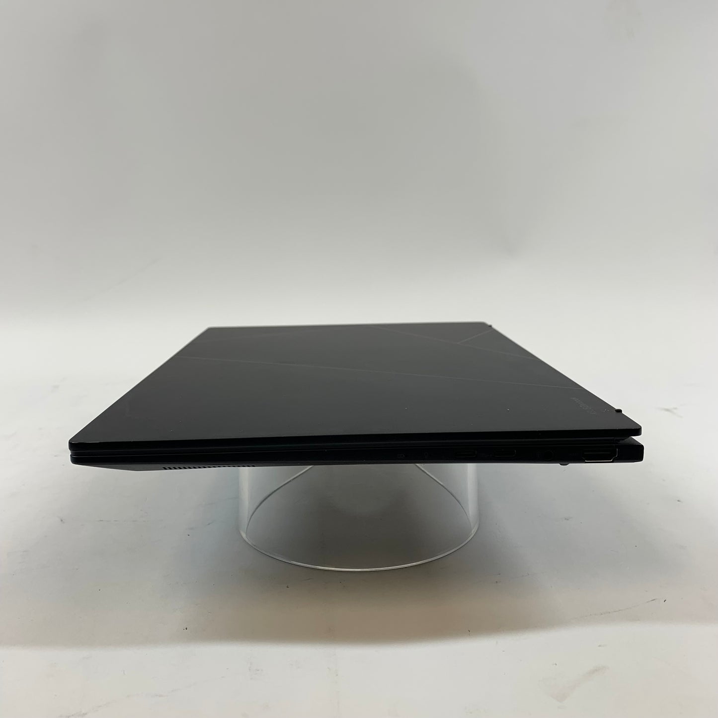 Asus Zenbook 14 OLED UM3406HA 14" Ryzen 7 8840HS 3.3GHz 16GB RAM 512GB SSD