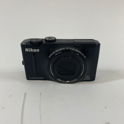 Nikon COOLPIX S8100 12.1MP Compact Camera