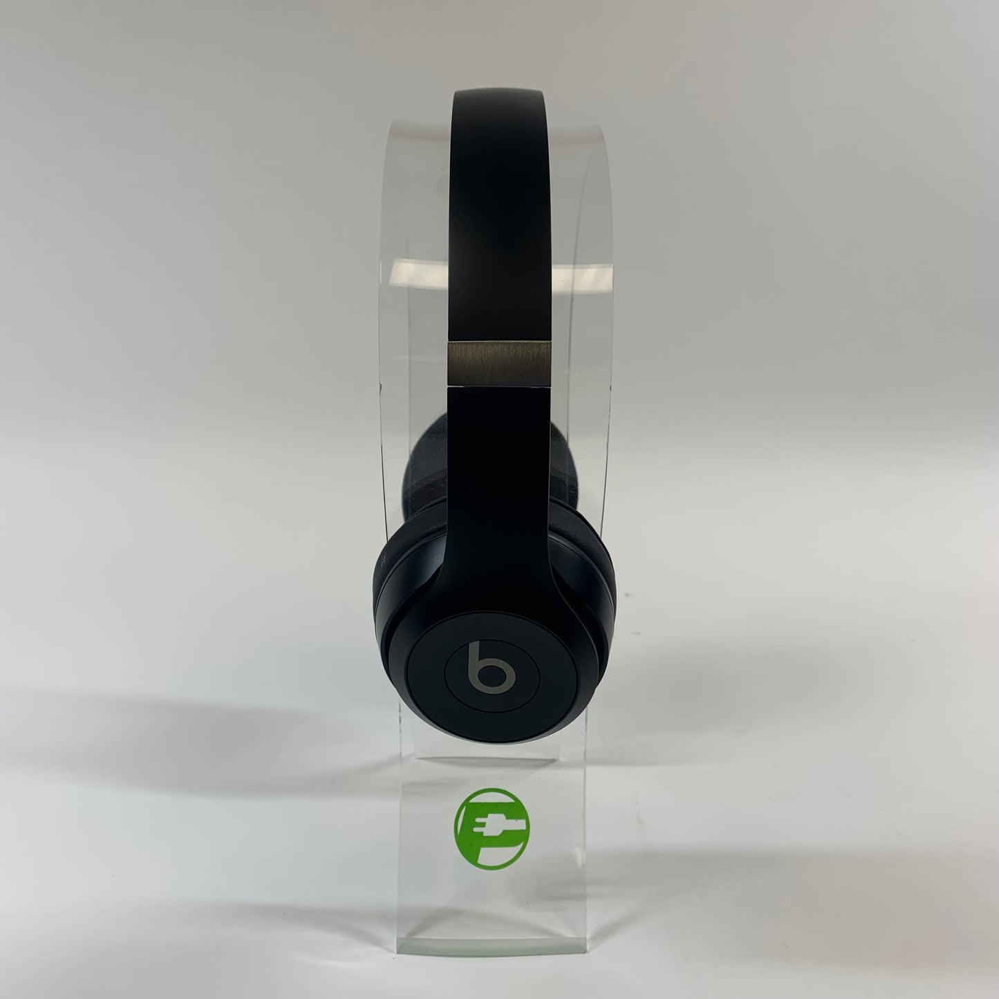 Beats solo 4 Wireless On-Ear Bluetooth Headphones Black A3140