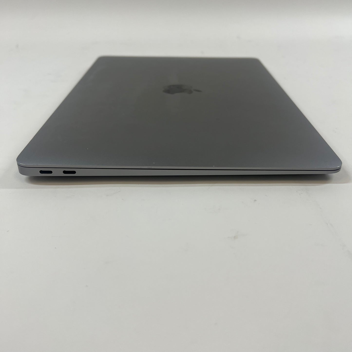 2020 Apple MacBook Air 13.3" M1 7C GPU 3.2GHz 8GB RAM 256GB SSD A2337