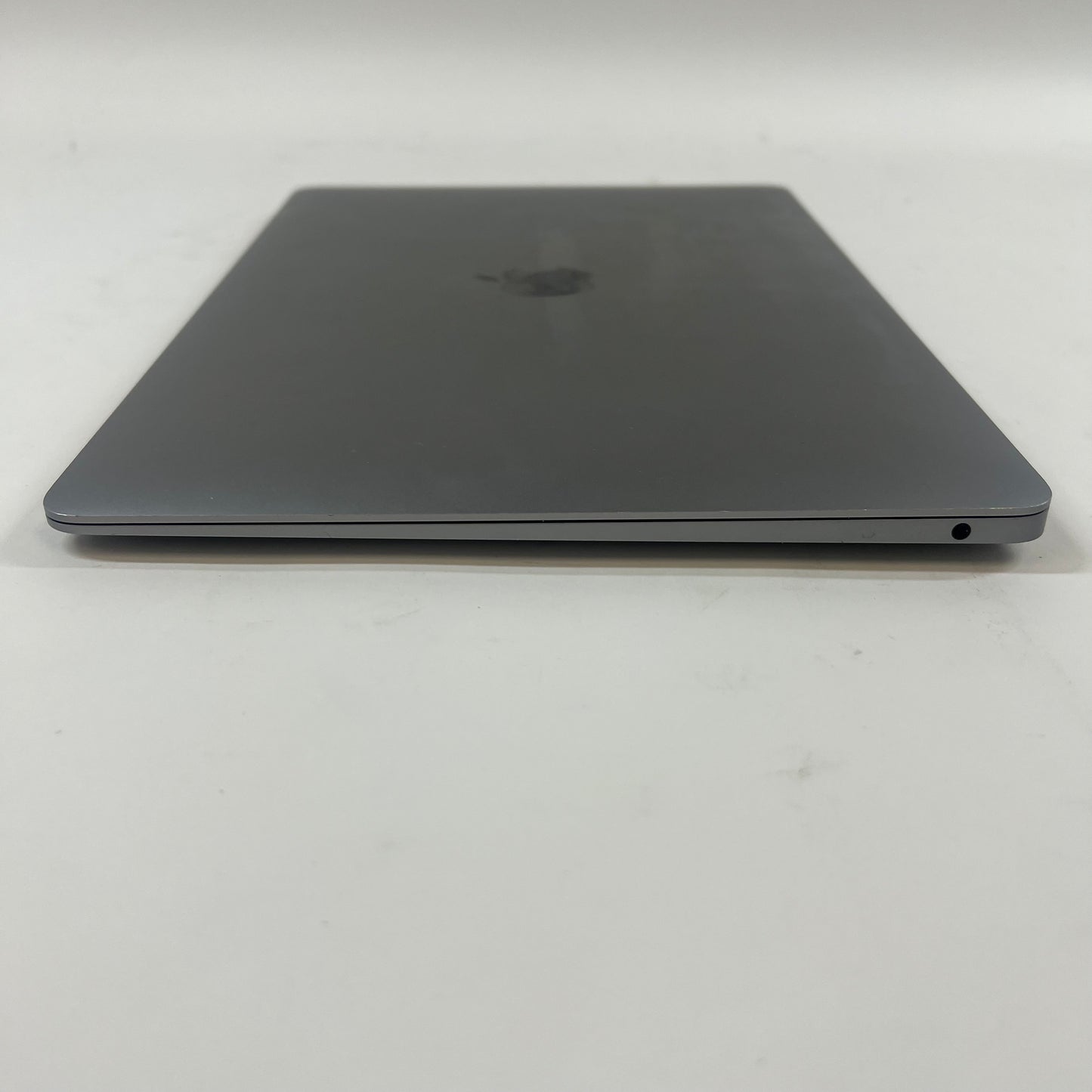 2020 Apple MacBook Air 13.3" M1 7C GPU 3.2GHz 8GB RAM 256GB SSD A2337