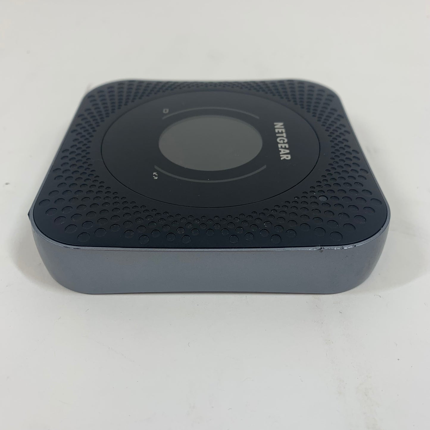 NETGEAR MR1100 Mobile Hotspot Router