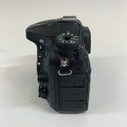 Nikon D7100 24.1MP 	Digital Single-Lens Reflex camera