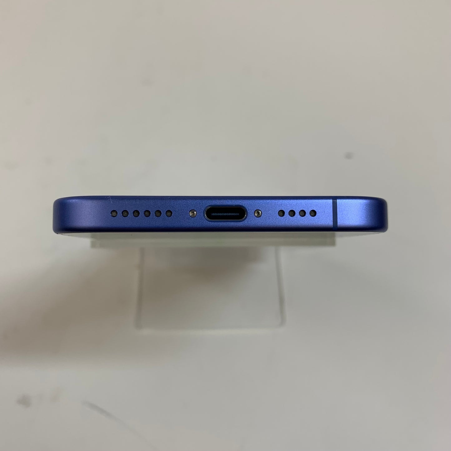 Unlocked Apple iPhone 16 Plus 256GB 18.5 Blue MXV33LL/A