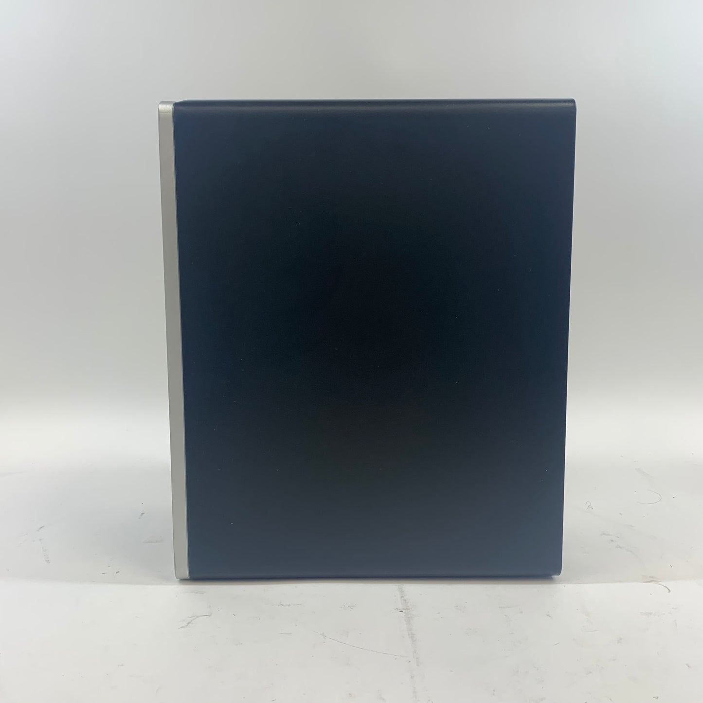 Dell Pavilion DESKTOP  AMD Ryzen 3 2200g 3.50GHz 8GB RAM 1TB SSD