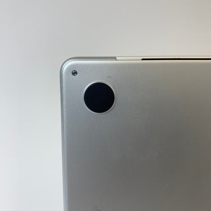 2025 Apple MacBook Air 15" M4 10 Core 4.5GHz 16GB RAM 256GB SSD MW1G3LL/A