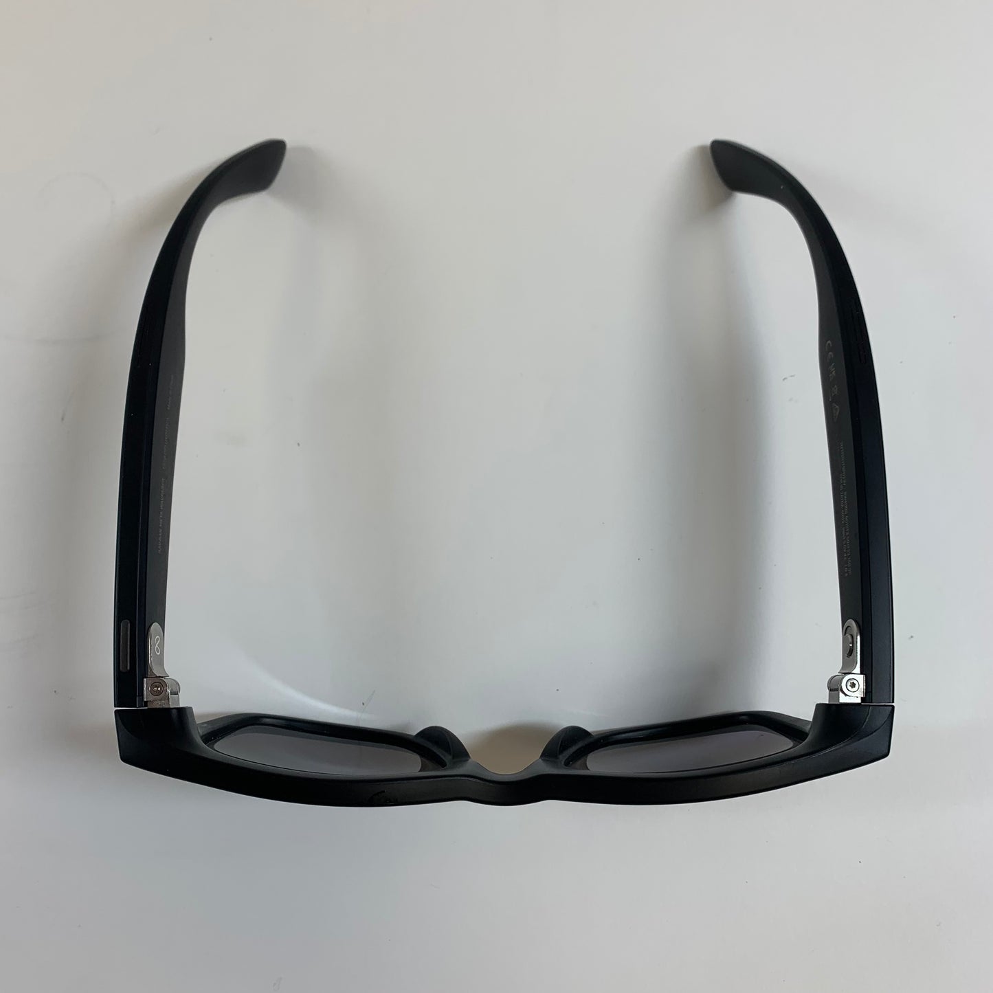 Meta Ray-Ban Wayfarer (Gen 1) AI Smart Glasses