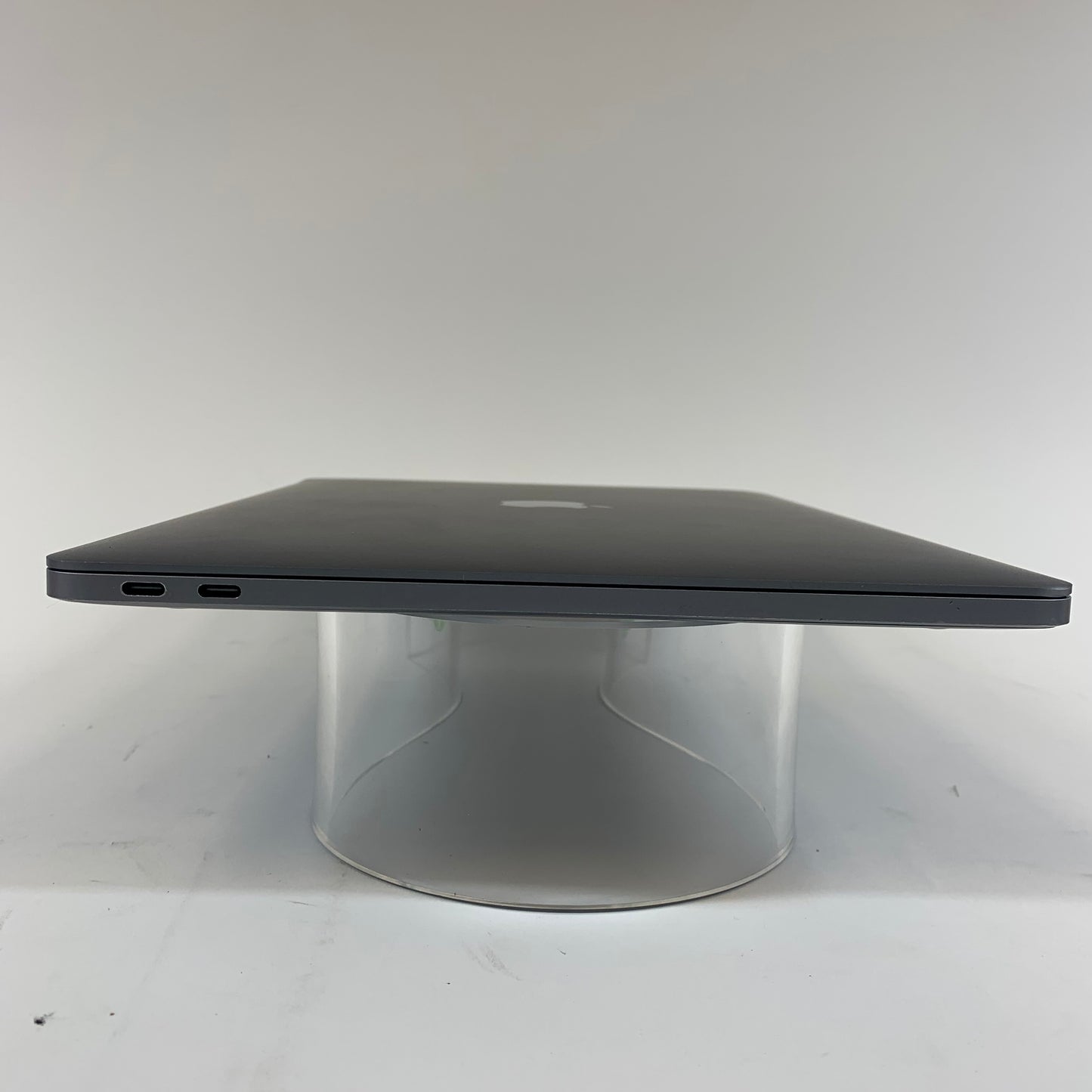 2017 Apple MacBook Pro 13.3" i5 2.3GHz 8GB RAM 128GB SSD Space gray A1708