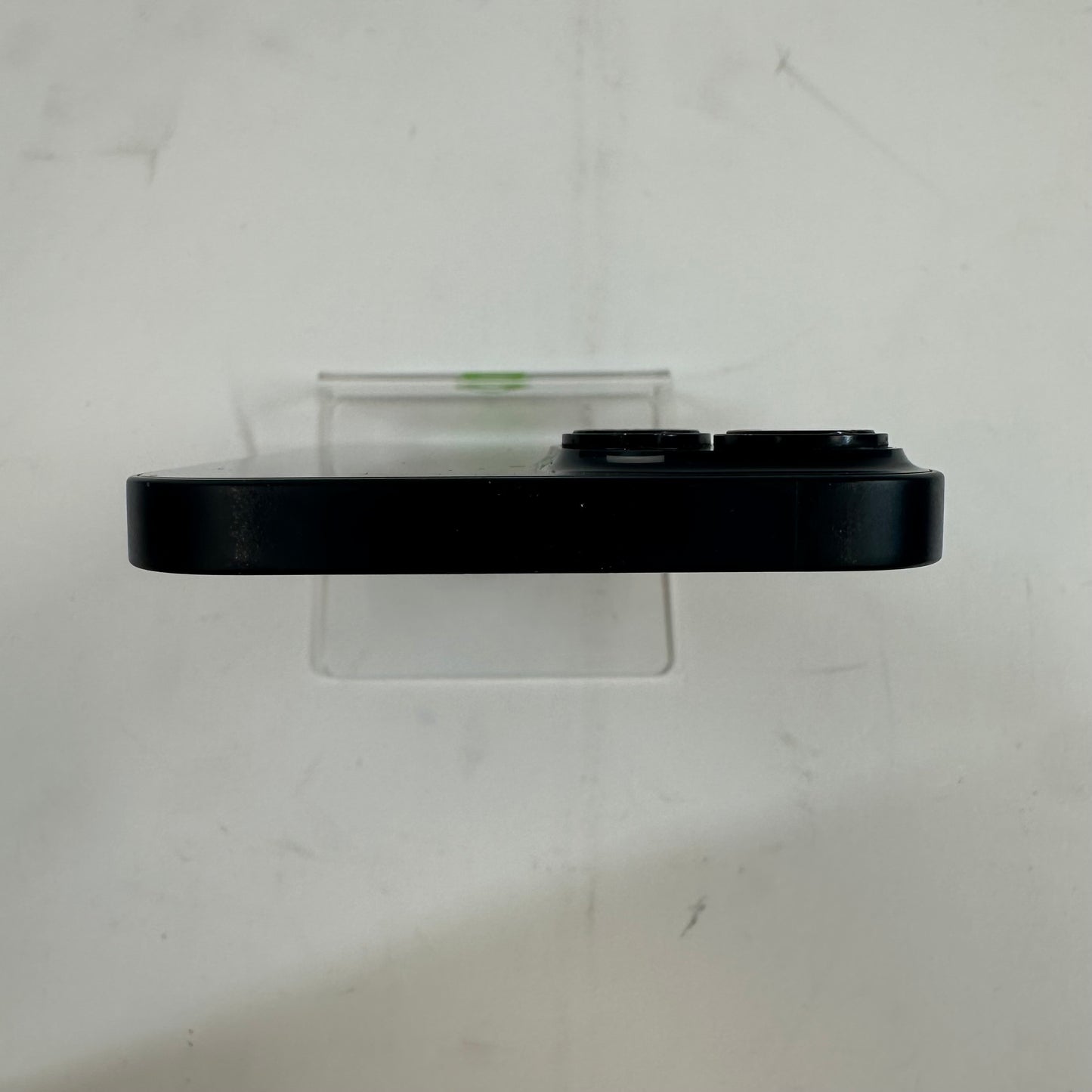 Unlocked Apple iPhone 14 128GB 18.5 MPUA3LL/A Cracked Camera