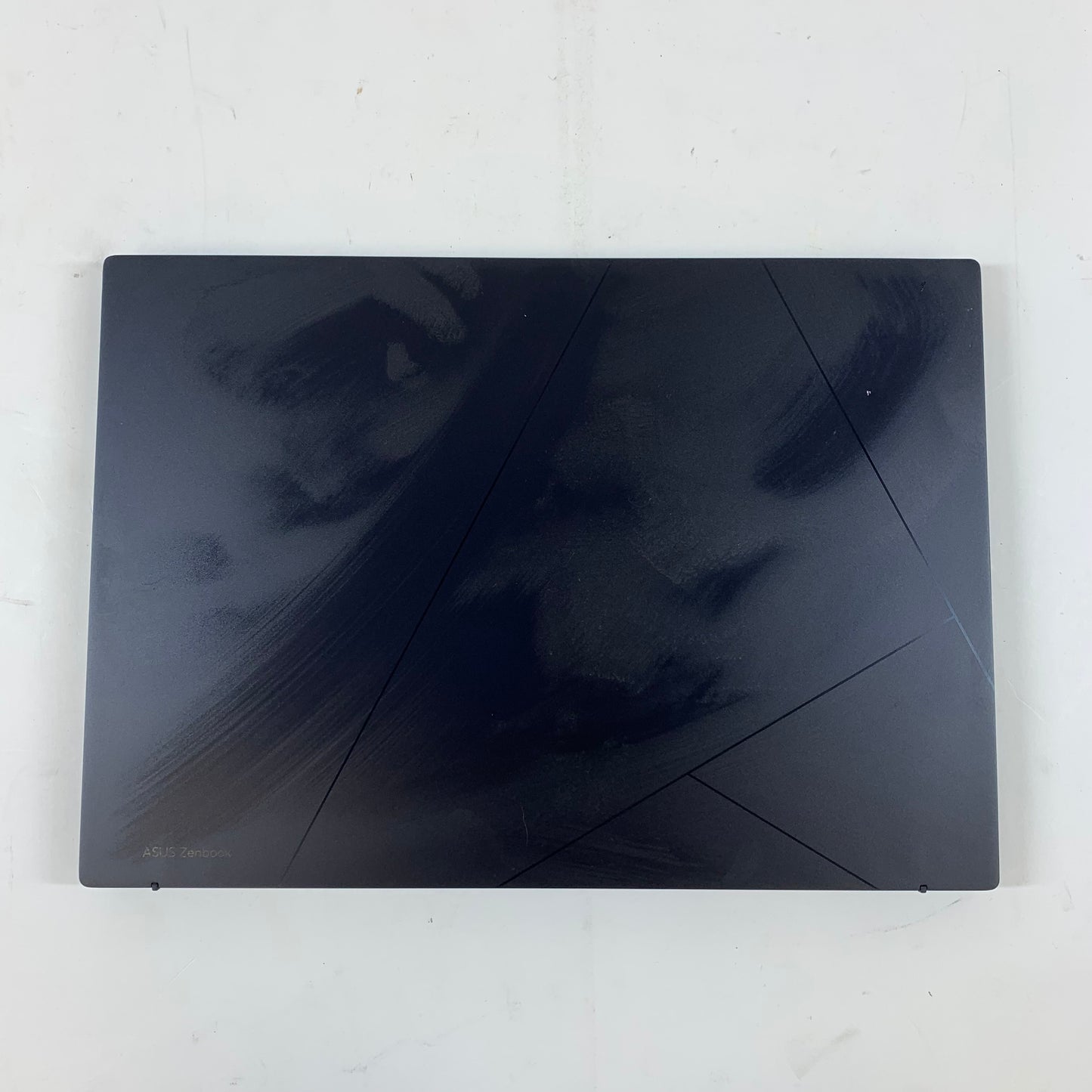 Asus Zenbook 14 OLED UM3406HA 14" Ryzen 7 8840HS 3.3GHz 16GB RAM 512GB SSD