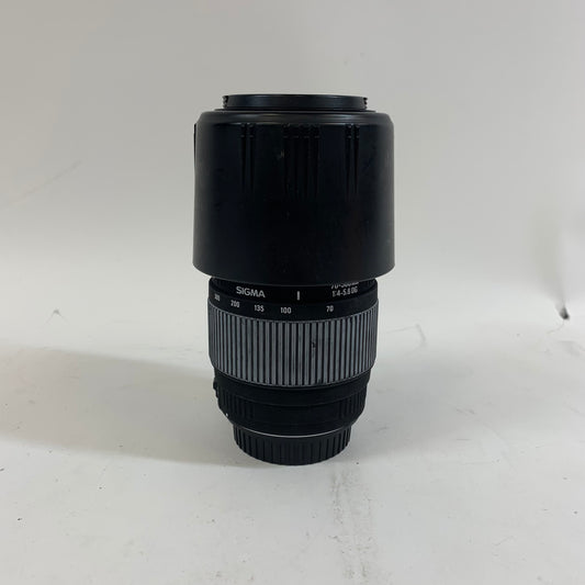 Sigma 70-300mm f/1.4-5.6DG