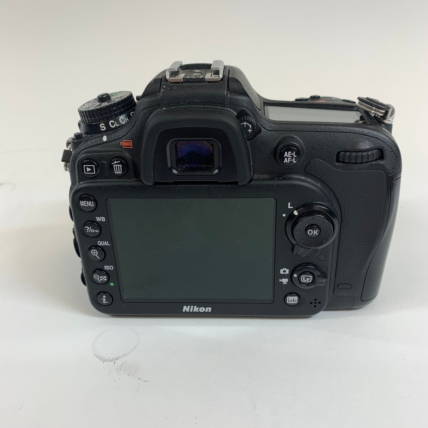 Nikon D7100 24.1MP 	Digital Single-Lens Reflex camera