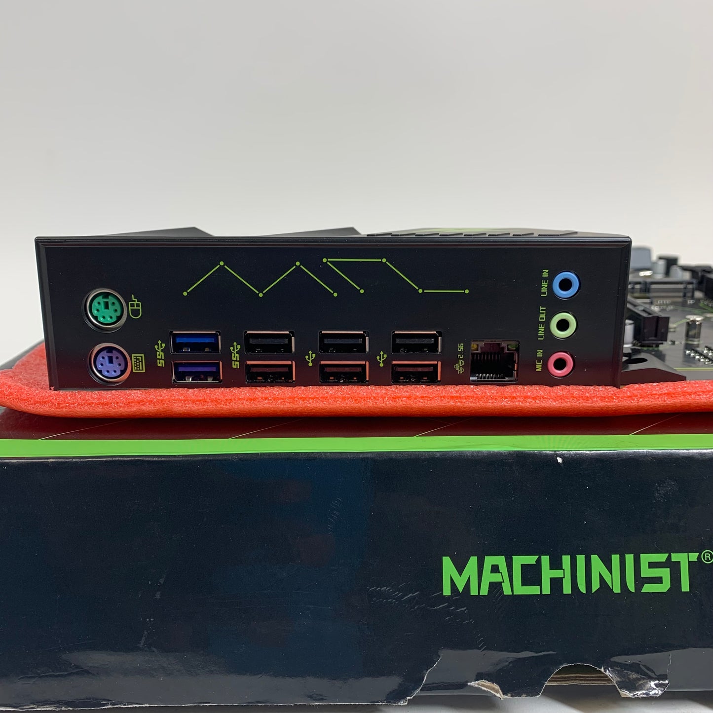 Machinist E5-MR9A PRO LGA 2011-3 ATX