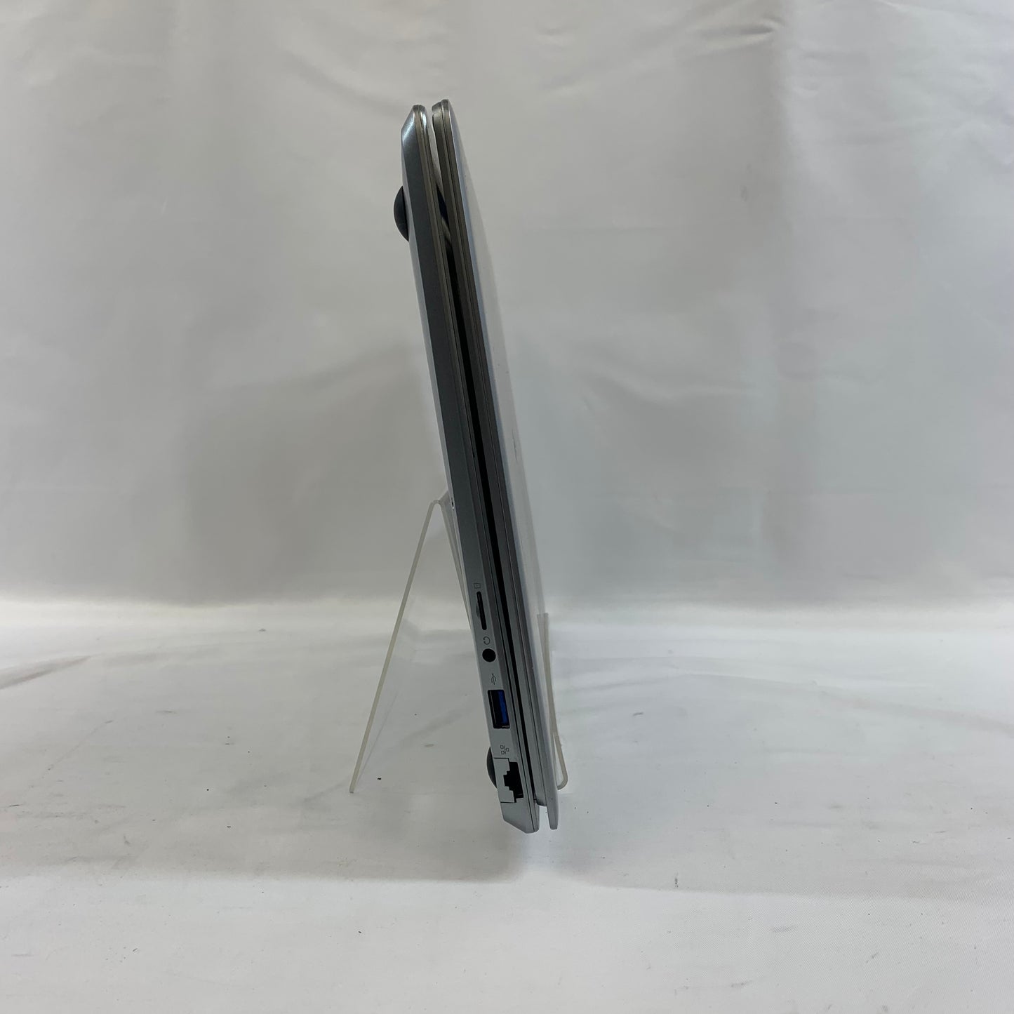 BiTECOOL NikoBook BTC507 15.6" i3-5005U 2.0GHz 16GB RAM 500GB SSD