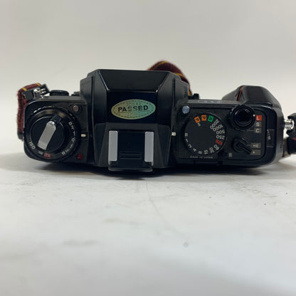 Nikon N2000 35MM Film Camera