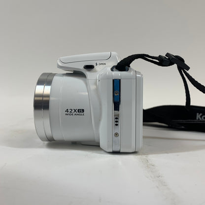 Kodak PIXPRO AZ421 16.2MP Digital Camera