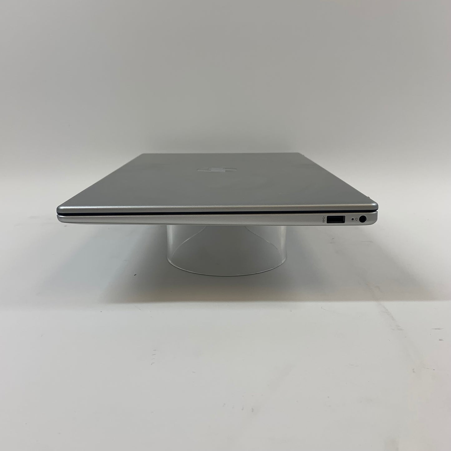 HP Laptop 15-FC0XXX 15.6" Ryzen 3 7320U 2.4GHz 8GB RAM 128GB SSD