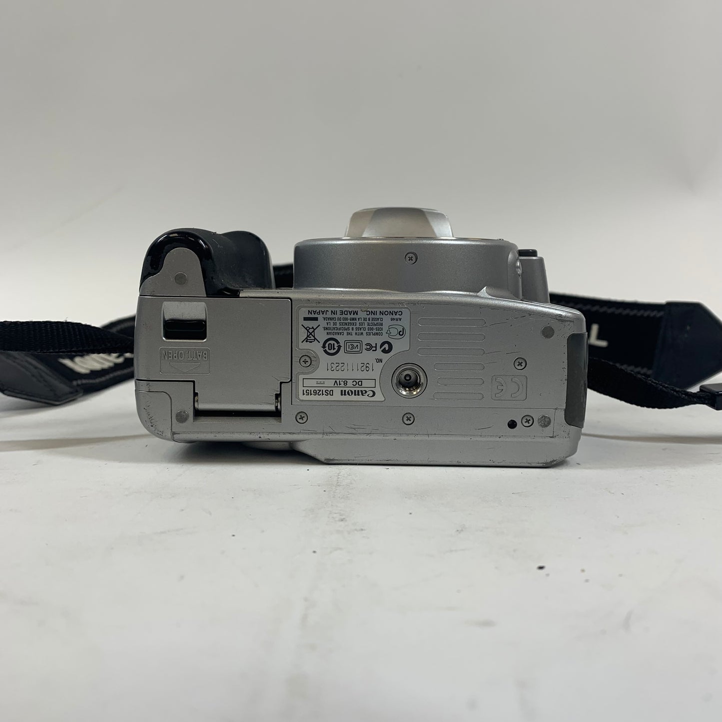 Canon EOS Rebel XTi 10.1MP Digital SLR DSLR Camera