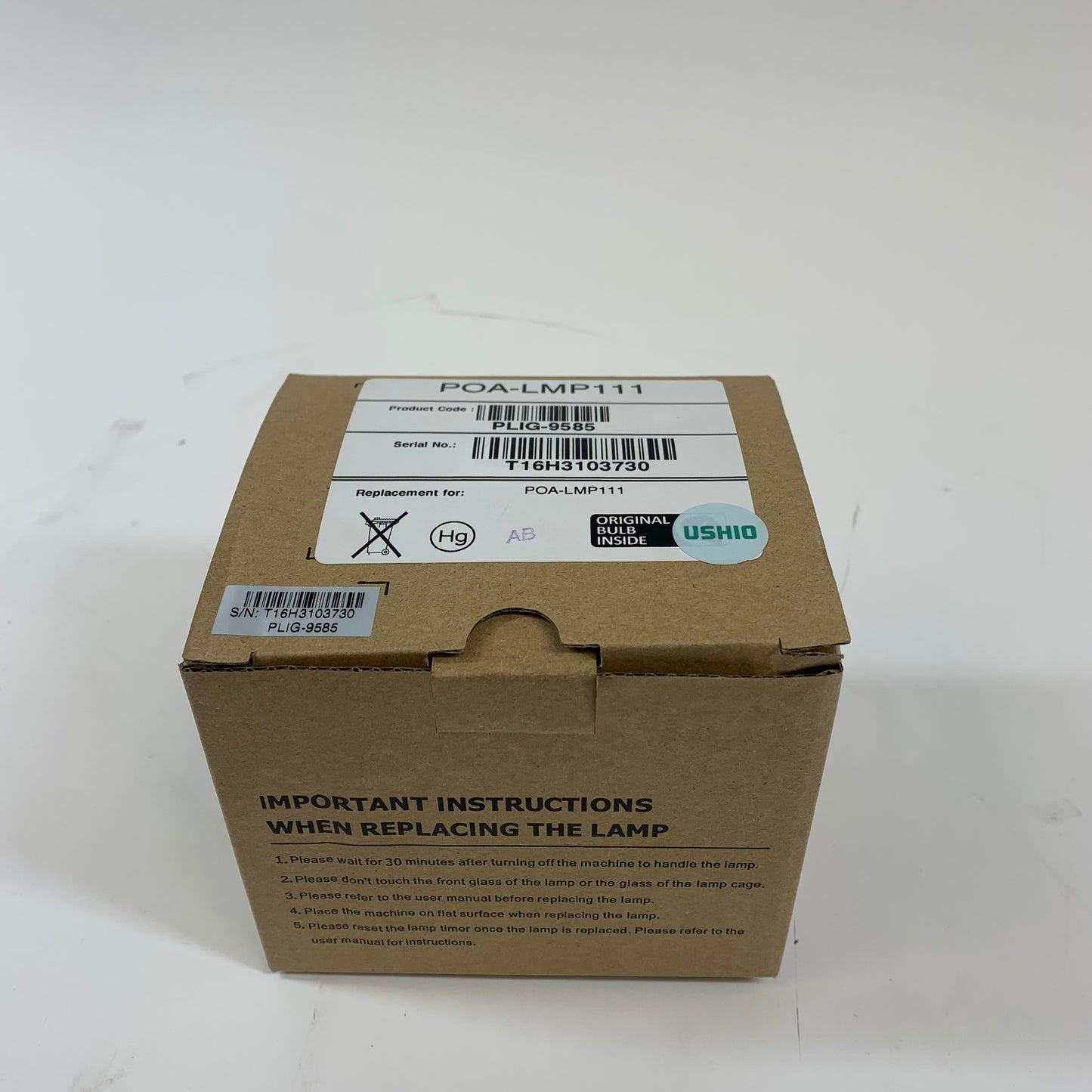 New Sanyo PLC-WXU30 Projector Lamp PLIG-9585
