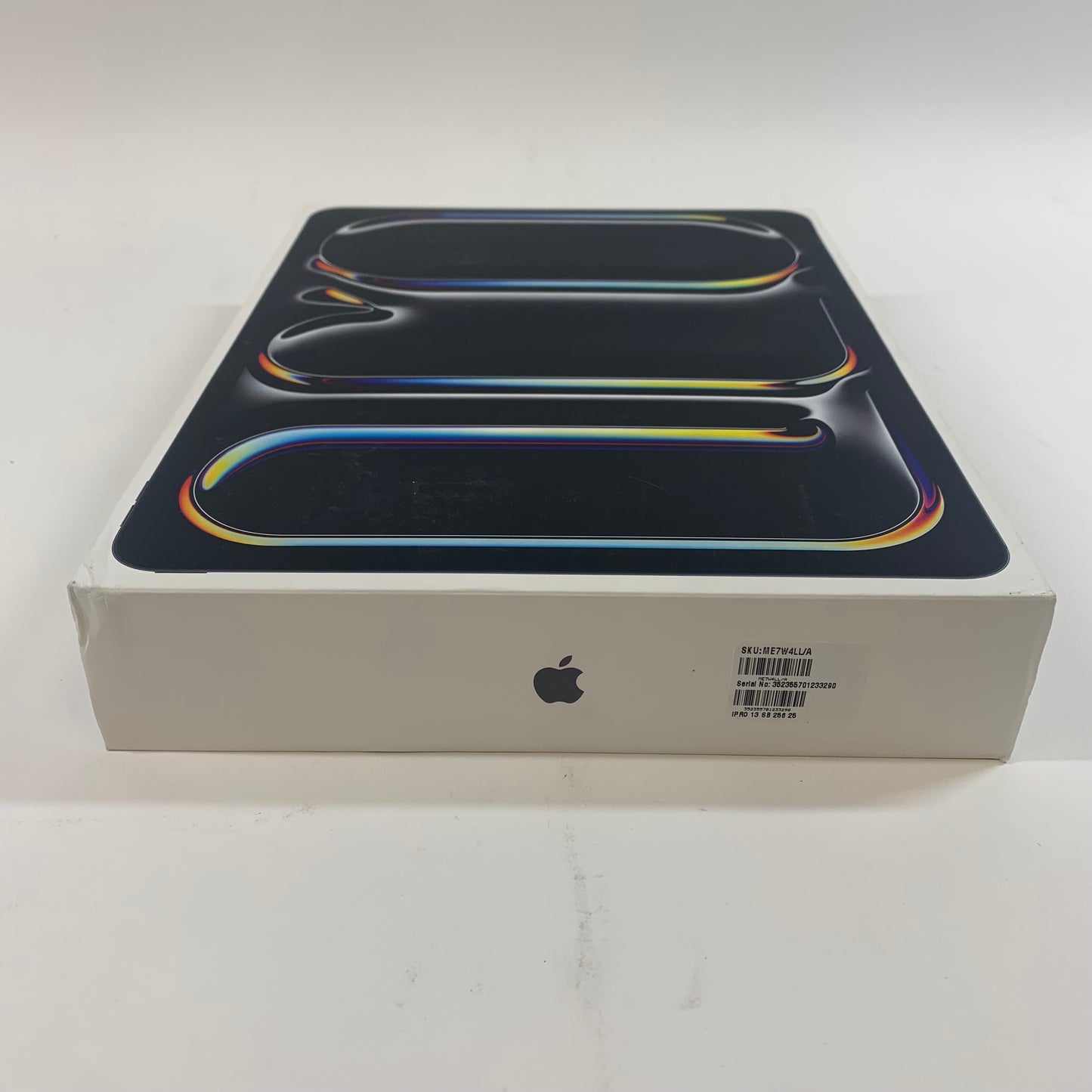 New Unlocked Apple iPad Pro 13" M5 256GB Space Black ME7W4LL/A