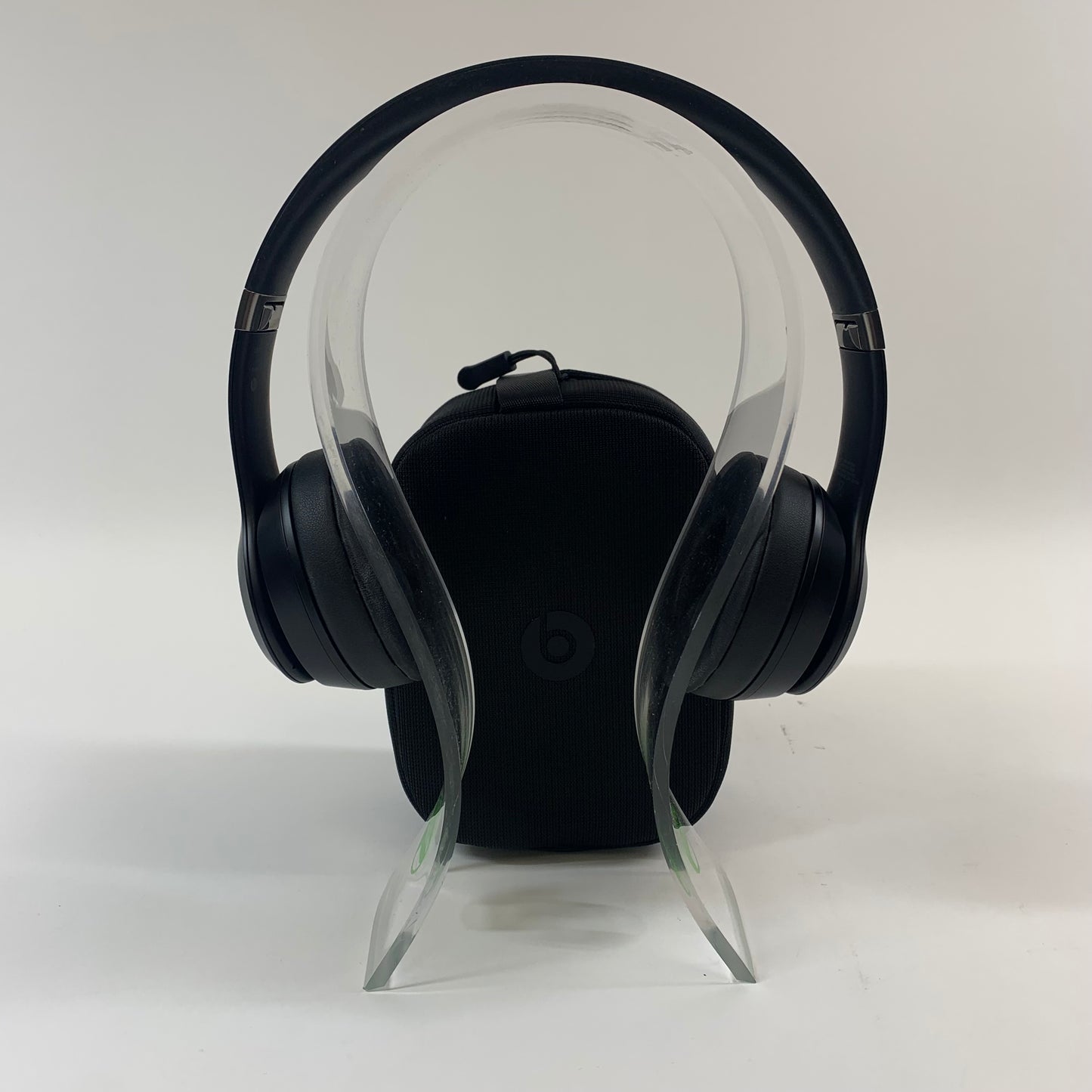 Beats solo 4 Wireless On-Ear Bluetooth Headphones Black A3140