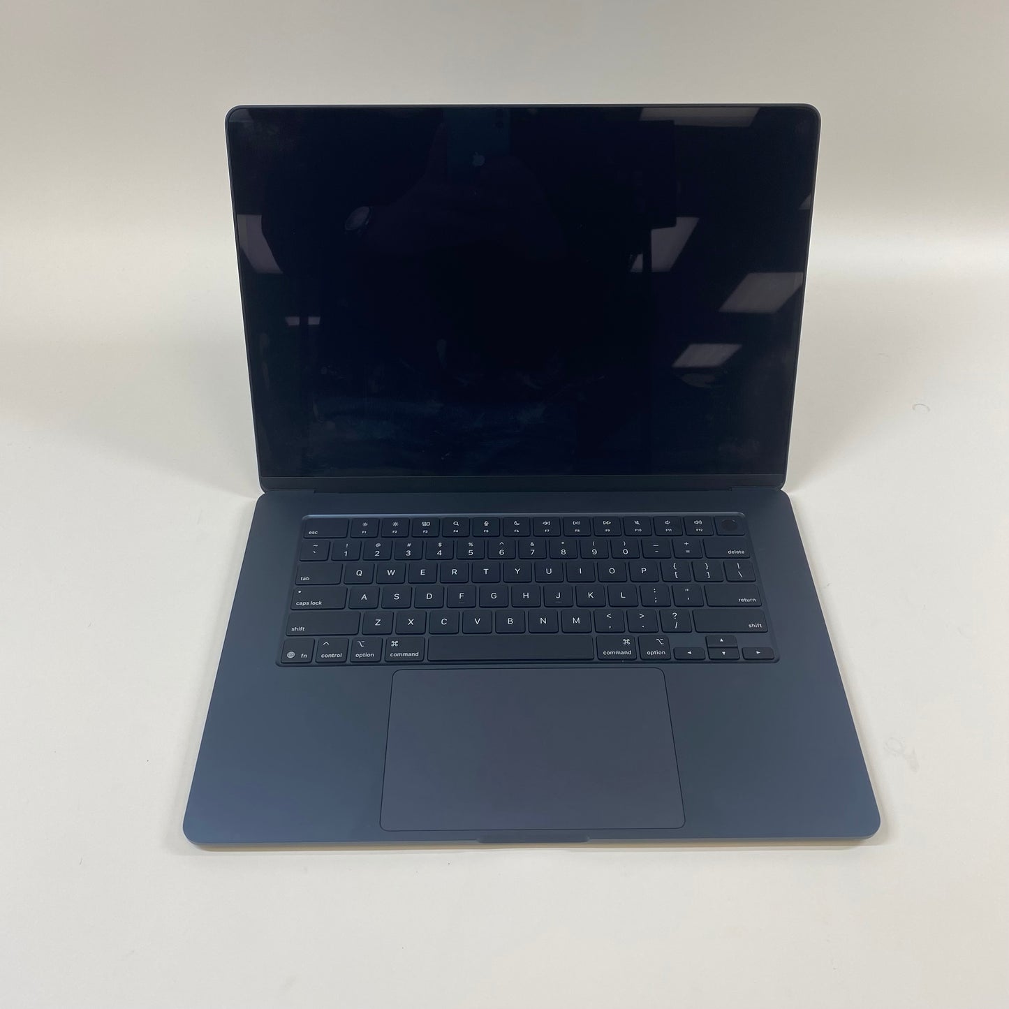2025 Apple MacBook Air 15" M4 10C GPU 4.5GHz 16GB RAM 256GB SSD A3241