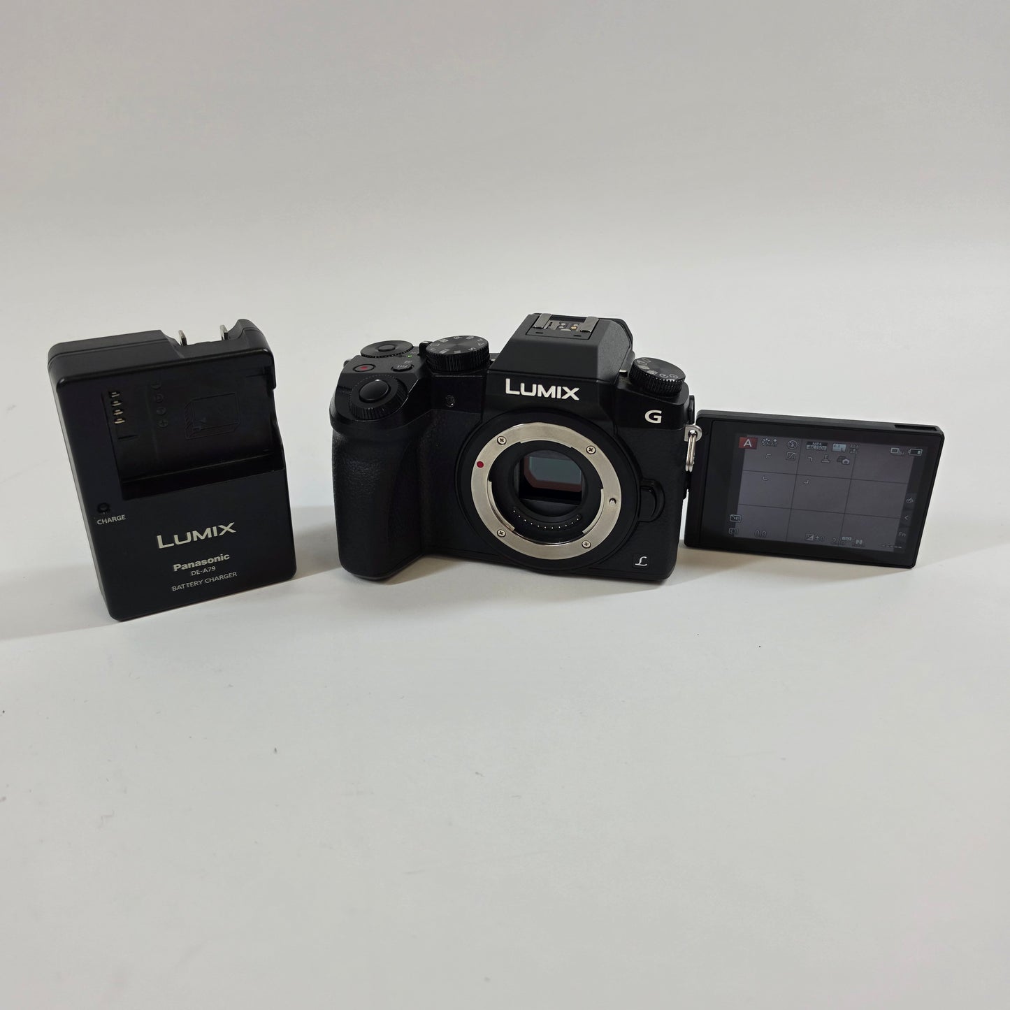 Panasonic Lumix G7 16.0MP Digital Camera