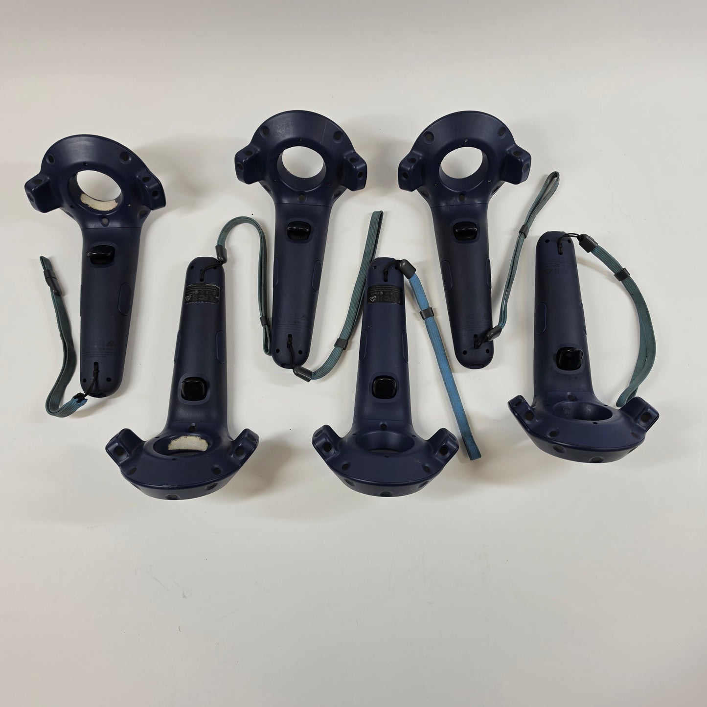 LOT OF 6 HTC 2PR7200 VR Controllers FAIR