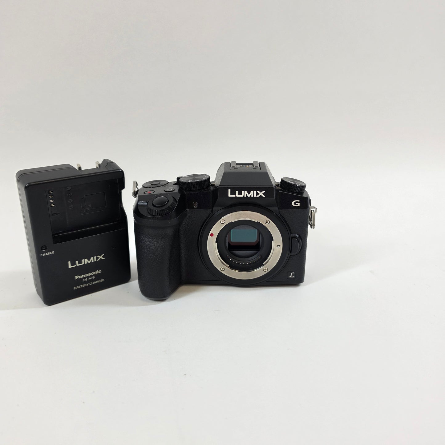 Panasonic Lumix G7 16.0MP Digital Camera