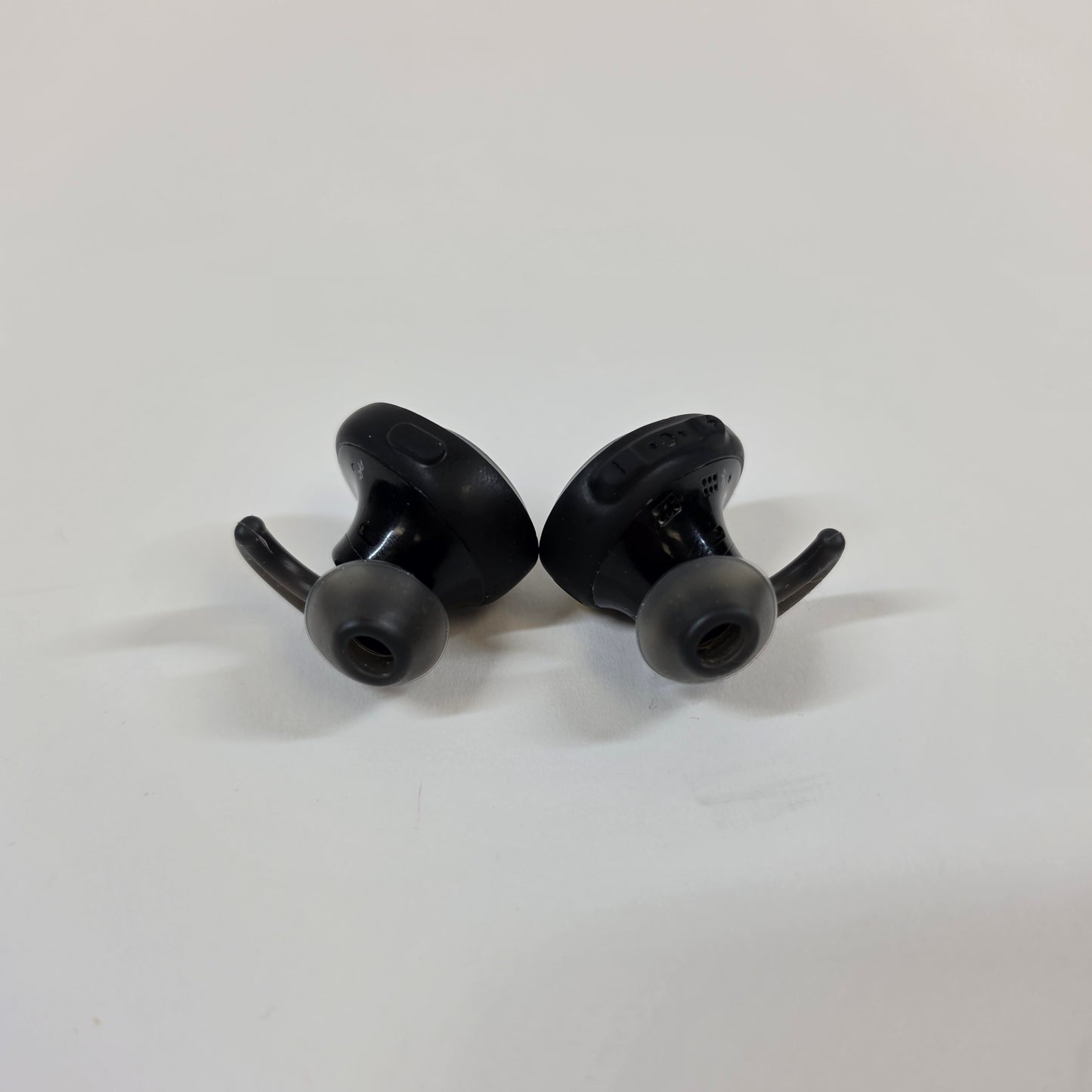 Bose SoundSport Free In-Ear Wireless Bluetooth Headphones Black 774373-0010