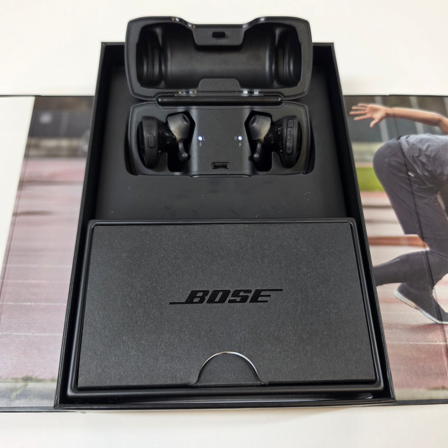 Bose SoundSport Free In-Ear Wireless Bluetooth Headphones Black 774373-0010