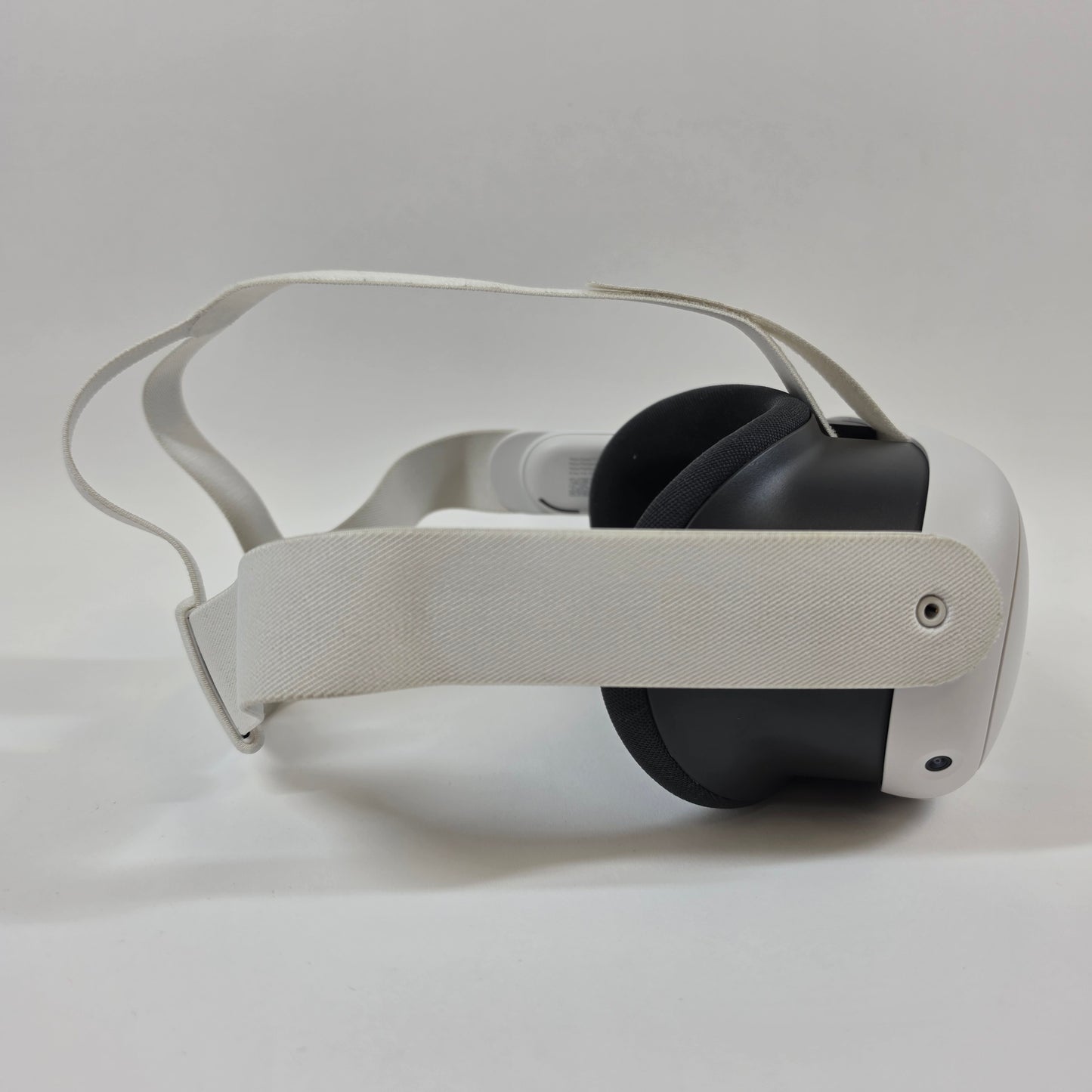 Meta Quest 3 128GB Standalone All-in-One VR Headset S3A