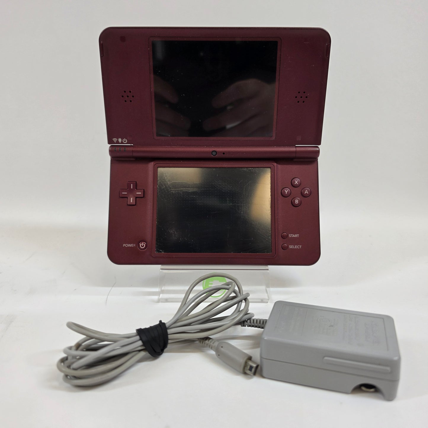 Nintendo DSi XL Handheld Game Console C/UTL-USZ Red
