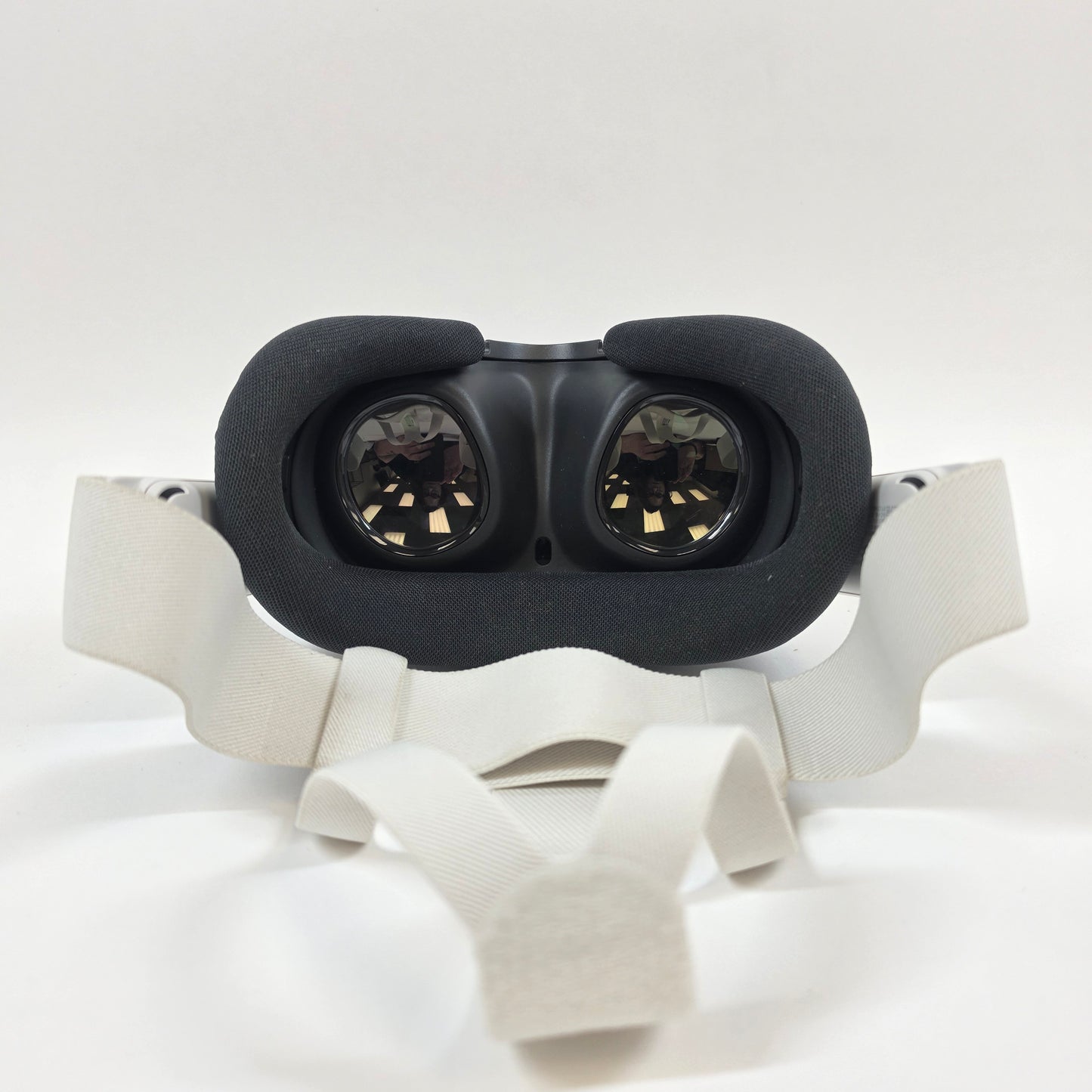 Meta Quest 3 128GB Standalone All-in-One VR Headset S3A